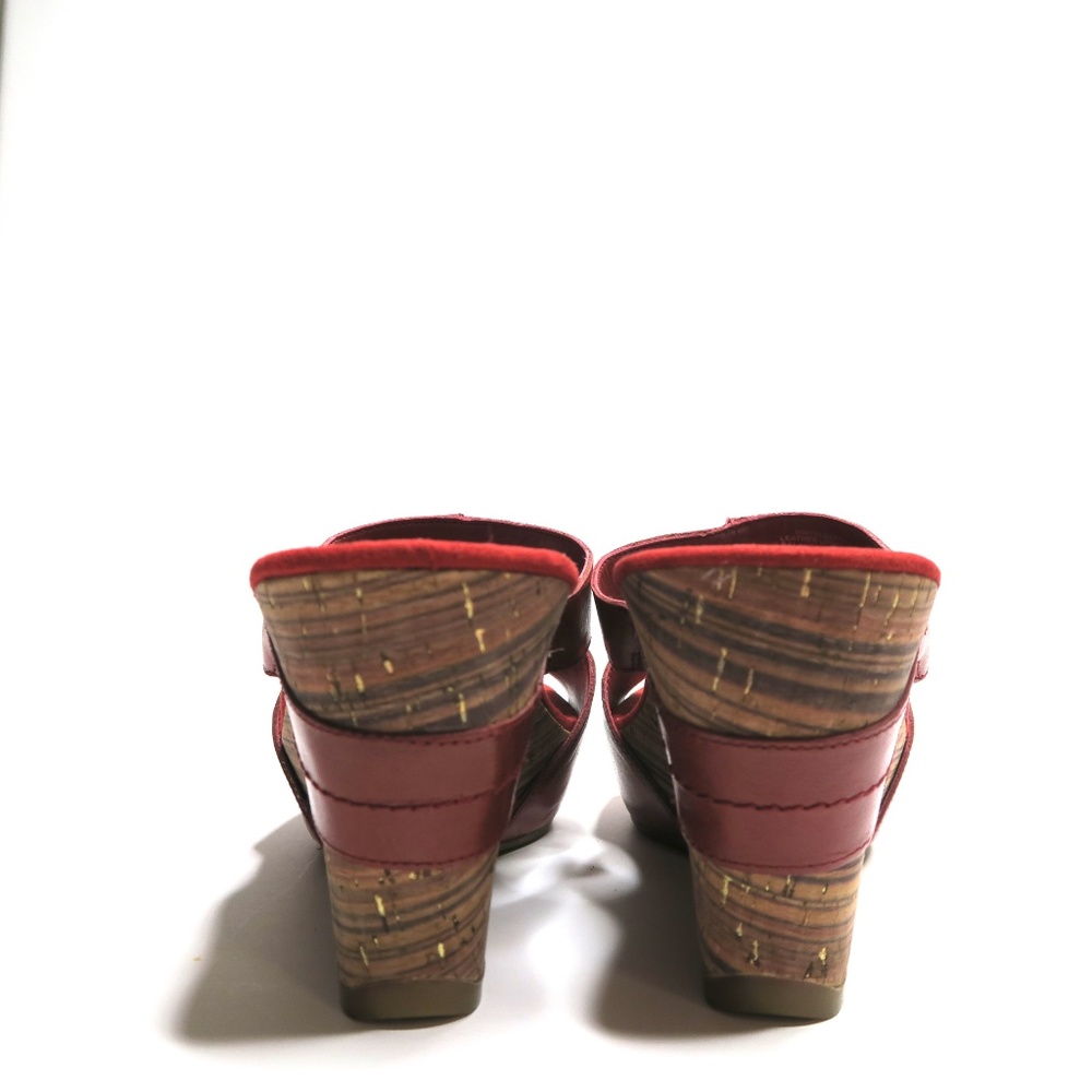 Nine West Shoes/Red Elberta Wedge Sandal Size 8M - Picture 6 of 8